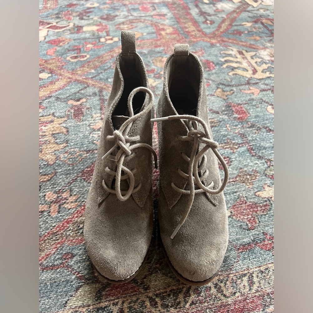White Mountain Wedge Shoes